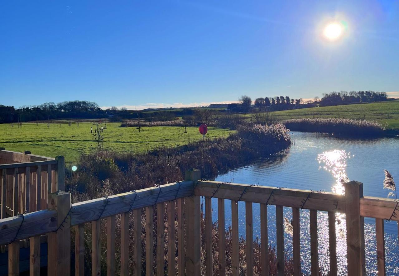 The Lake House At The Bay Filey, Sleeps 4, 1 Dog Welcome For Free Too Exterior foto